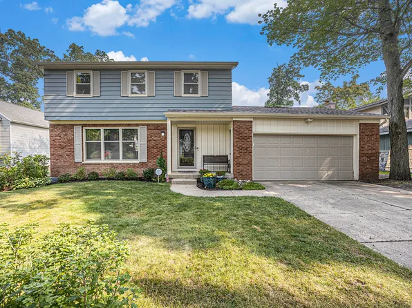 1303 Richwood Dr SE, Grand Rapids, MI 49508