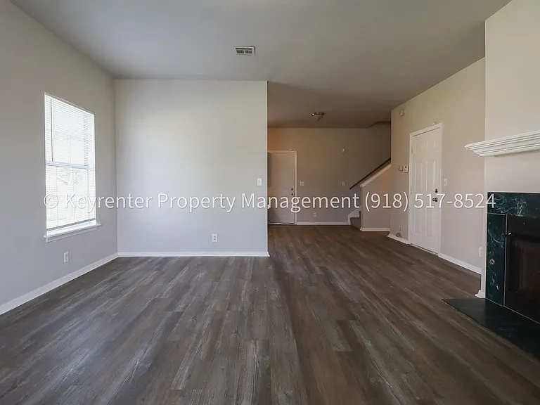 9134 E 24th St — Photo 10