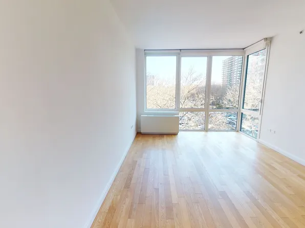 795 Columbus Avenue image 1 of 9