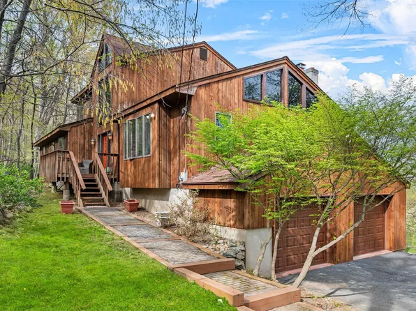 38 Ridgetop Drive, Tomkins Cove, NY 10986