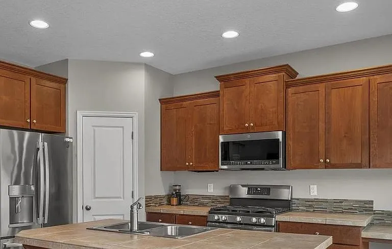33311 SW Holland Dr — Photo 3