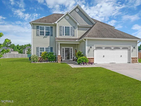 3002 Oakwood Drive, Winterville, NC 28590