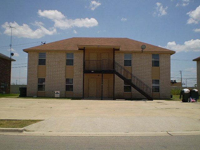 1st image of 5706 Greengate Dr APT C