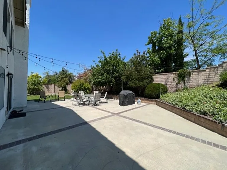 6752 Carobwood Way — Photo 27