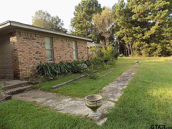 5th image of 3421 State Highway 271 N