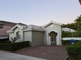 15459 SW 92nd St, Miami, FL 33196