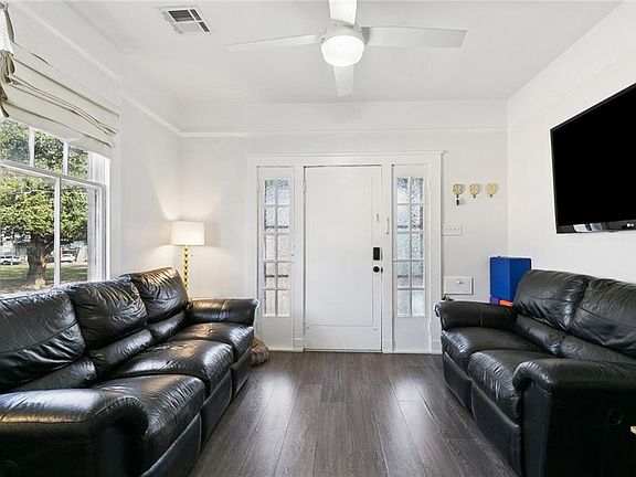3rd image of 3840-42 Orleans Ave