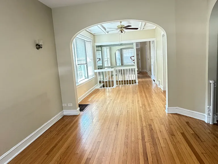 4106 N Damen Ave #1 — Photo 3