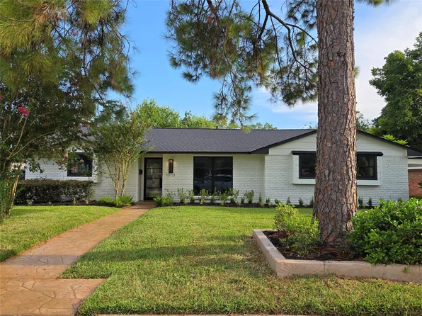 10711 Ella Lee Ln, Houston, TX 77042