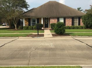 105 Slate Ln, Houma, LA 70360