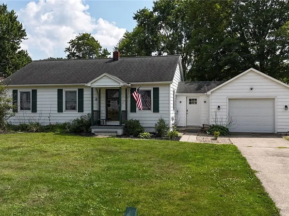 110 Grove St, Lodi, OH 44254