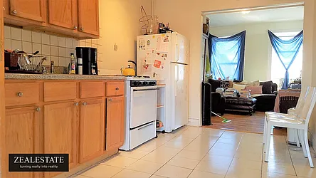 Rented by ZealEstate Group Inc