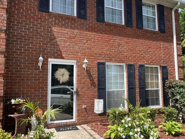 156 Sugar Dr, Pelham, AL 35124