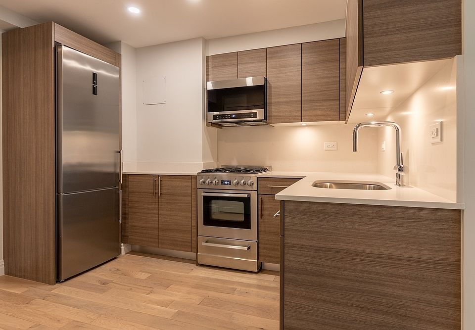1st image of 340 E 51st St #3K
