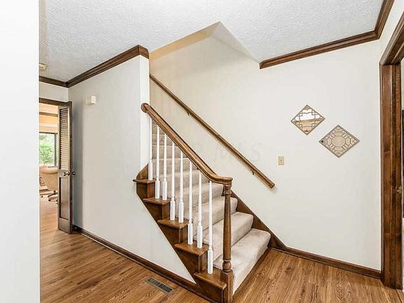 3rd image of 7938 Sarahurst Dr