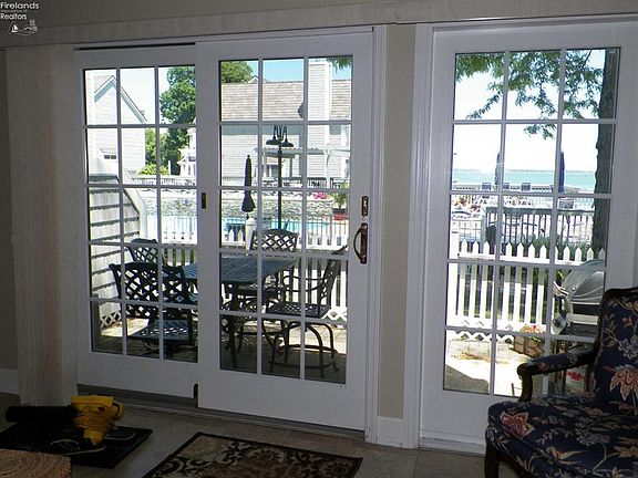 3rd image of 5937 E Catawba Shore Dr