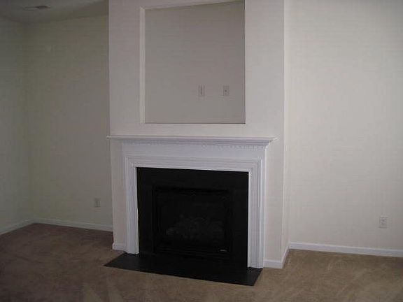 2nd image of 5001 Mystic Oak Dr