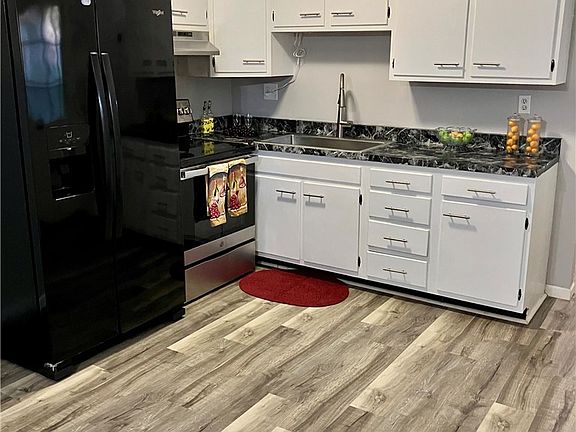5th image of 59 Lee Ct