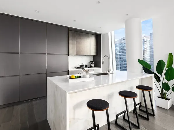 645 West 59th Street image 1 of 29