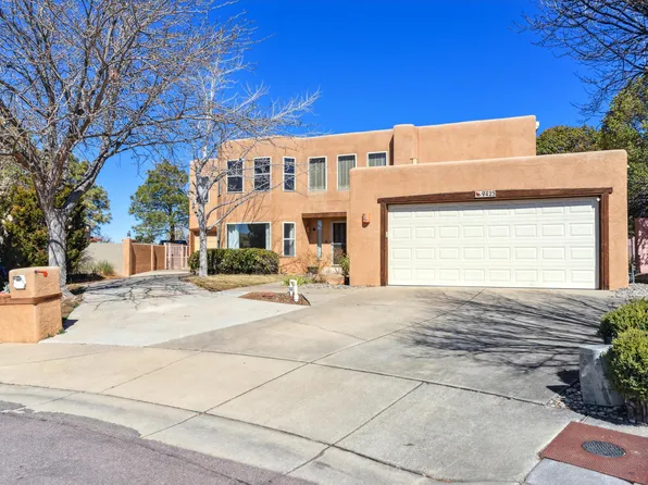 9425 Freedom Way NE, Albuquerque, NM 87109