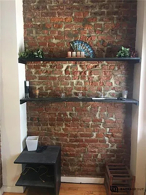 Rented by Batra Group Inc | media 15