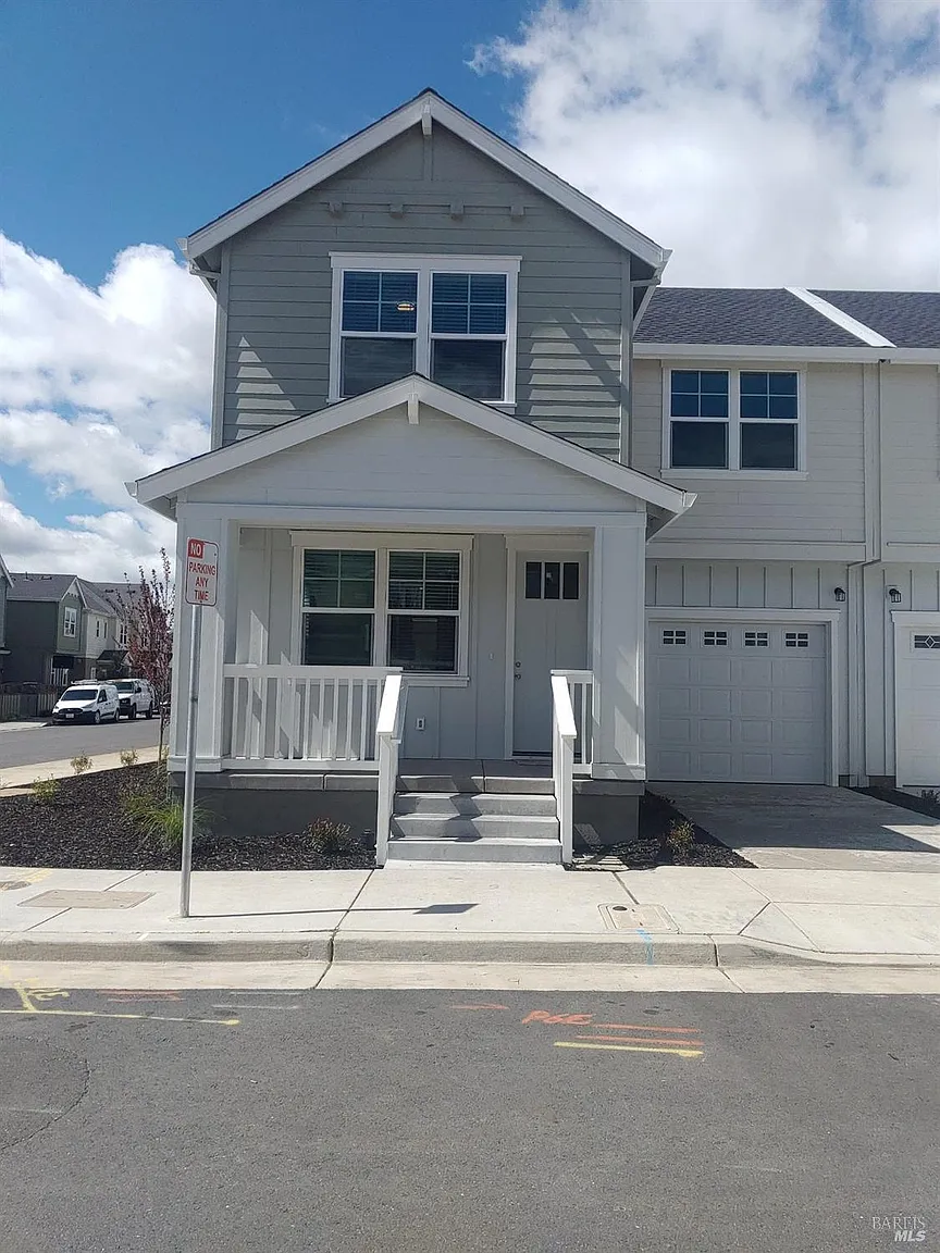454 Pedrigal Place photo 1