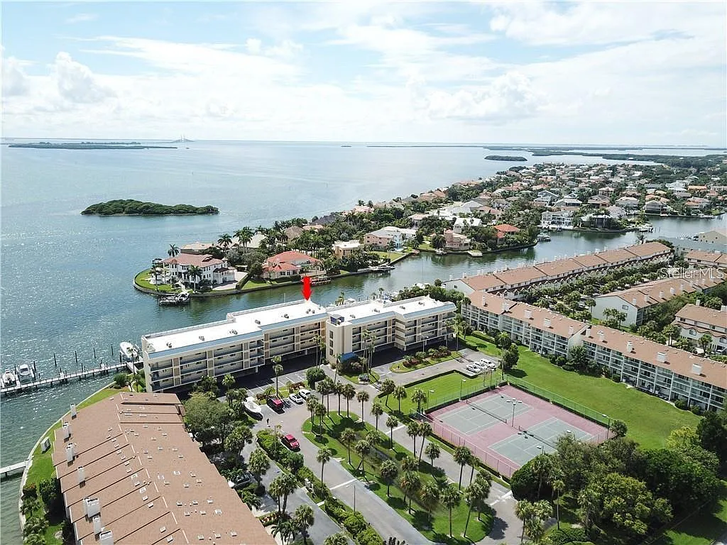 2 bed, 2.0 bath, 1135 sqft, $4,500 — Photo 4