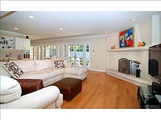 3rd image of 12156 Laurel Terrace Dr