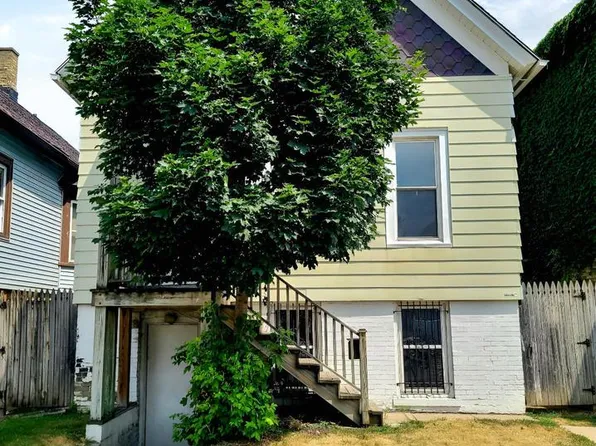 2116 S 13th STREET, Milwaukee, WI 53215