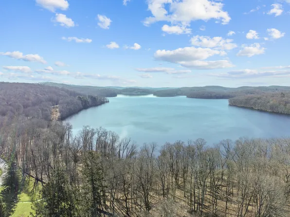 316 Vista On The Lake #316, Carmel, NY 10512