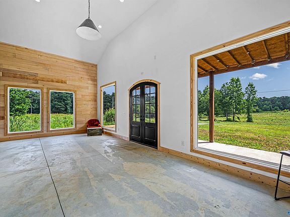 3rd image of 373 Gray Rd