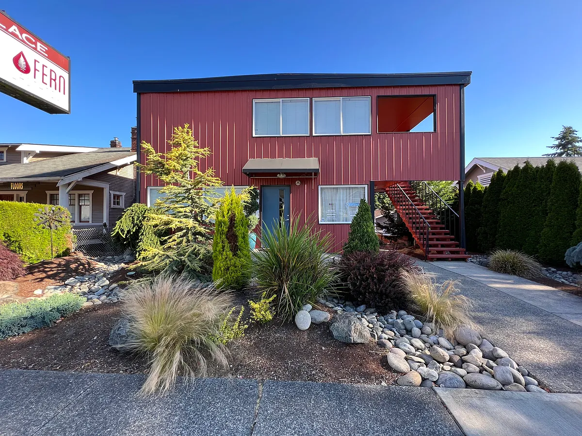 Building Photo - 4141 6th Ave #2
