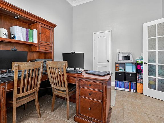 5th image of 5001 Granite Ln