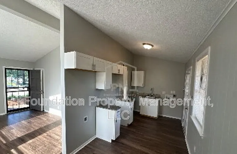 2252 Cassie Ave — Photo 6