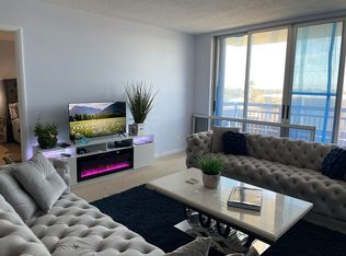 555 NW 4th Ave, Boca Raton, FL 33432