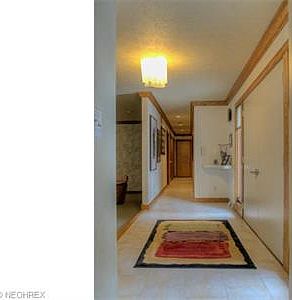 3rd image of 527 Beaverbrook Dr