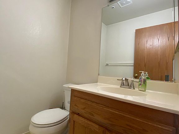 4th image of 8308 La Salle Ave