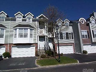 1st image of 21 Paddington Cir