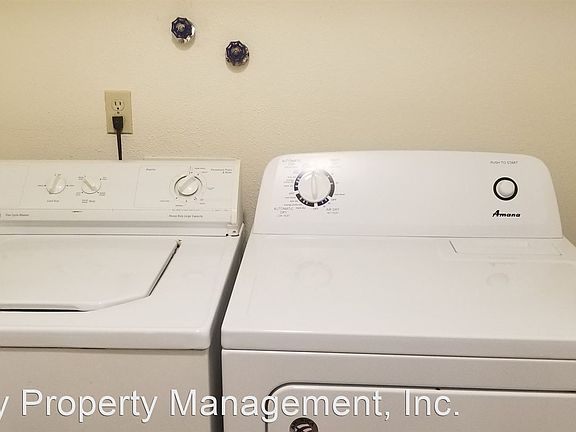 4th image of 145 Curry Dr APT A