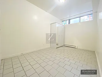 Rented by ZealEstate Group Inc