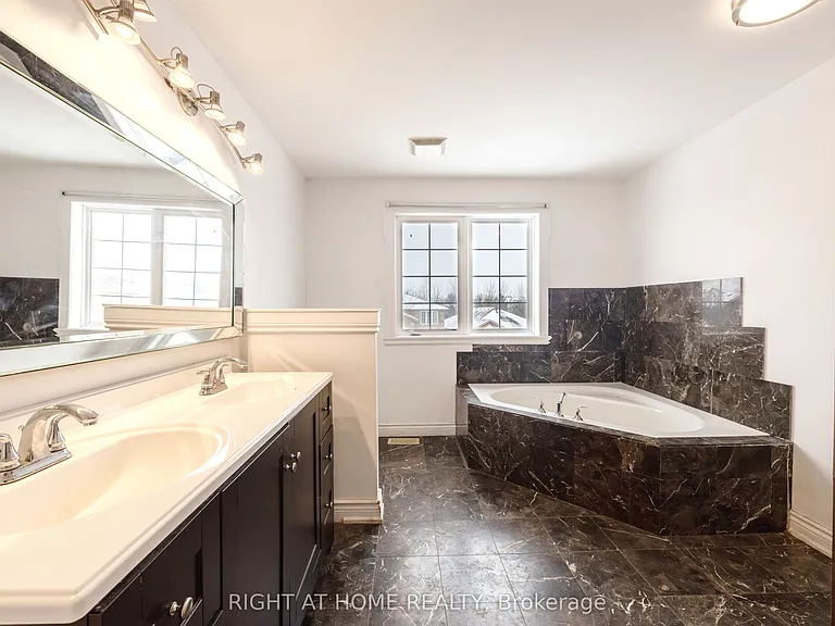 1215 Lowrie St — Photo 20