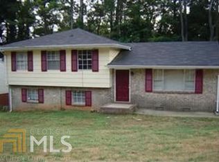 947 King James Dr, Morrow, GA 30260