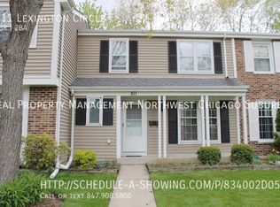 811 Lexington Cir, Hanover Park, IL 60133