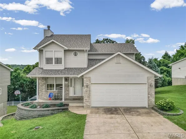 2012 Kimmy Ln, Arnold, MO 63010