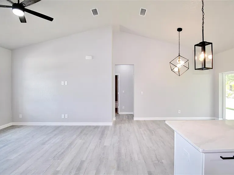 4608 Cortez Blvd — Photo 10