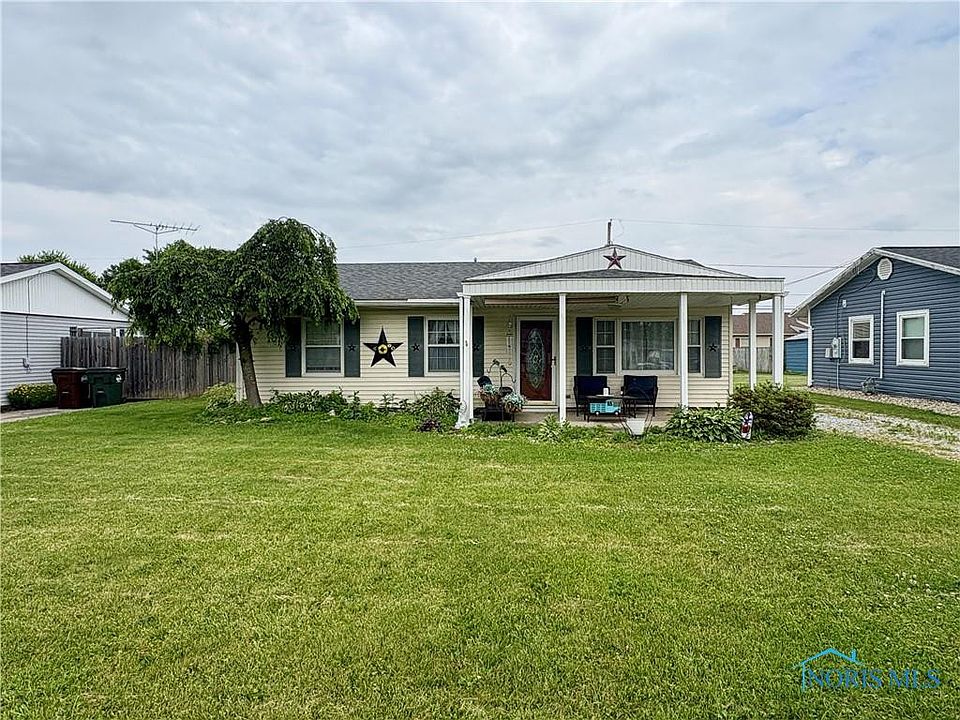 1st image of 43 Longfellow Dr