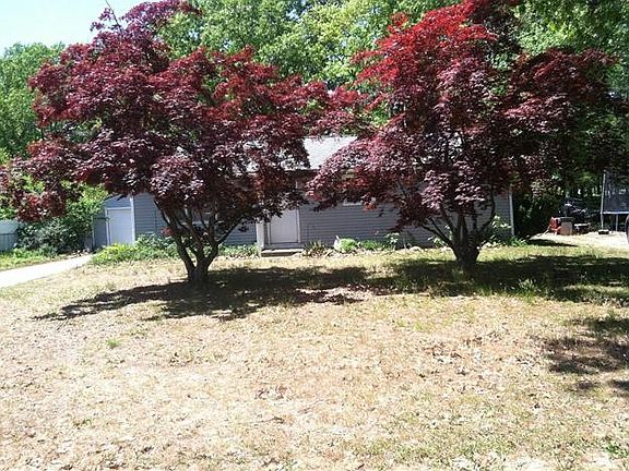 4th image of 305 Sherwood Dr