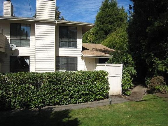 3rd image of 504 2nd Ave S APT C