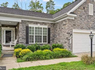 811 Windjammer Rd, Glen Burnie, MD 21060