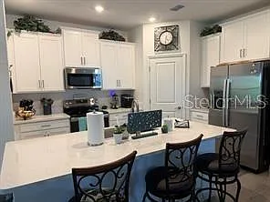 2 bed, 2.0 bath, 1673 sqft, $2,600 — Photo 2